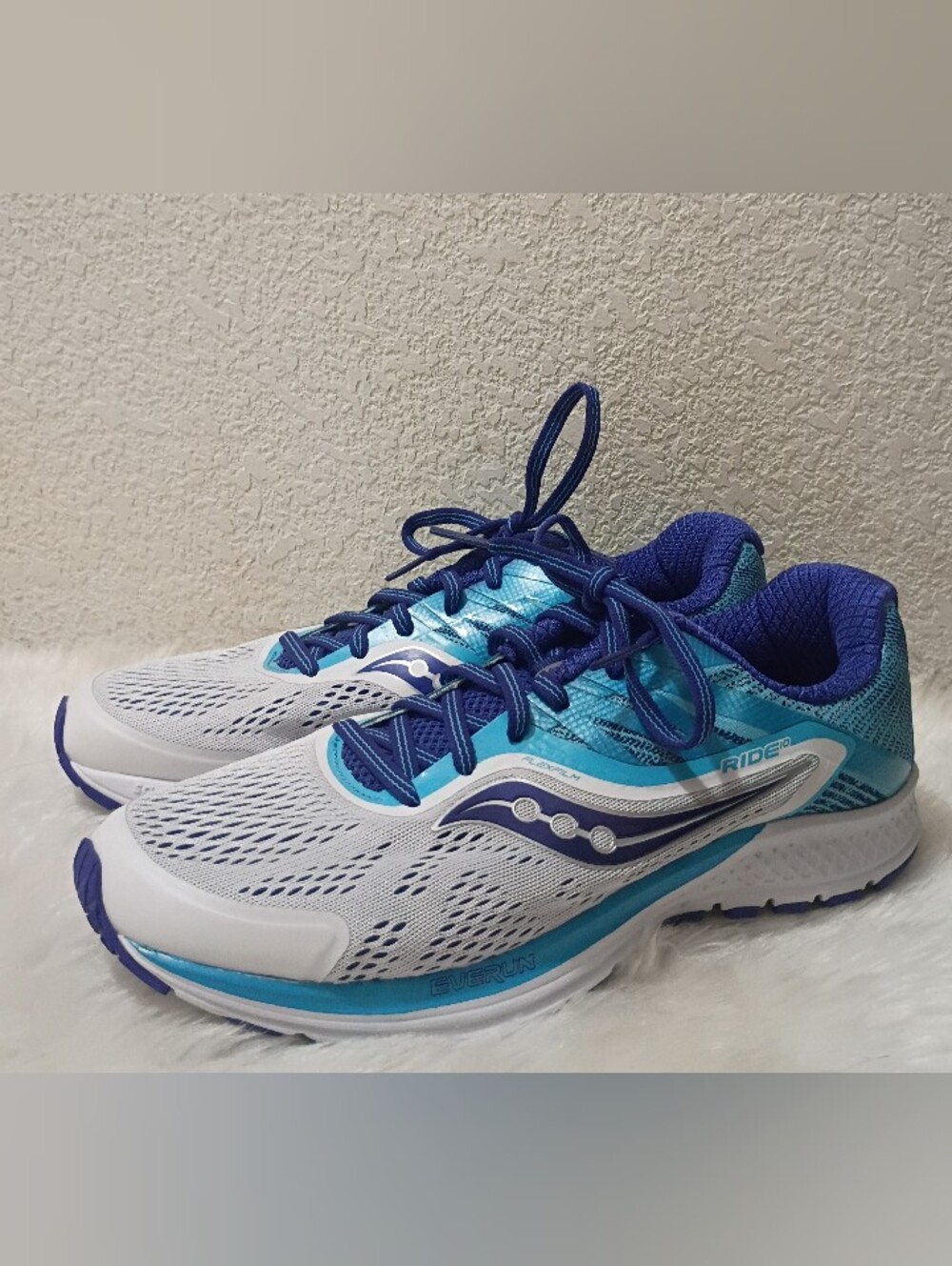 Saucony Runing Shoes